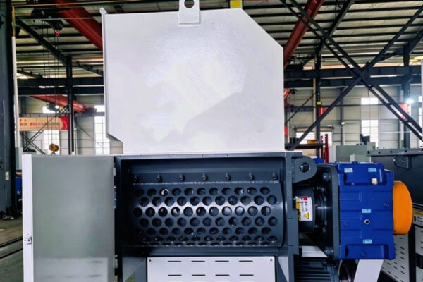 600 Single Shaft Shredder