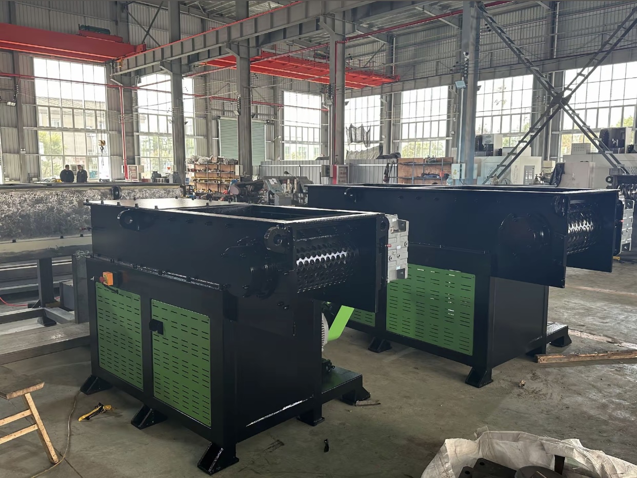 800 Single Shaft Shredder